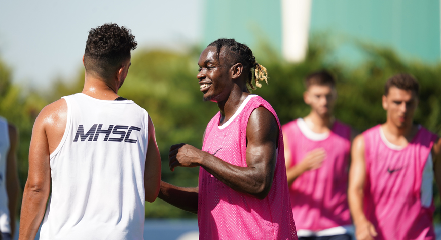 Galerie : un entraînement avec Faitout Maouassa