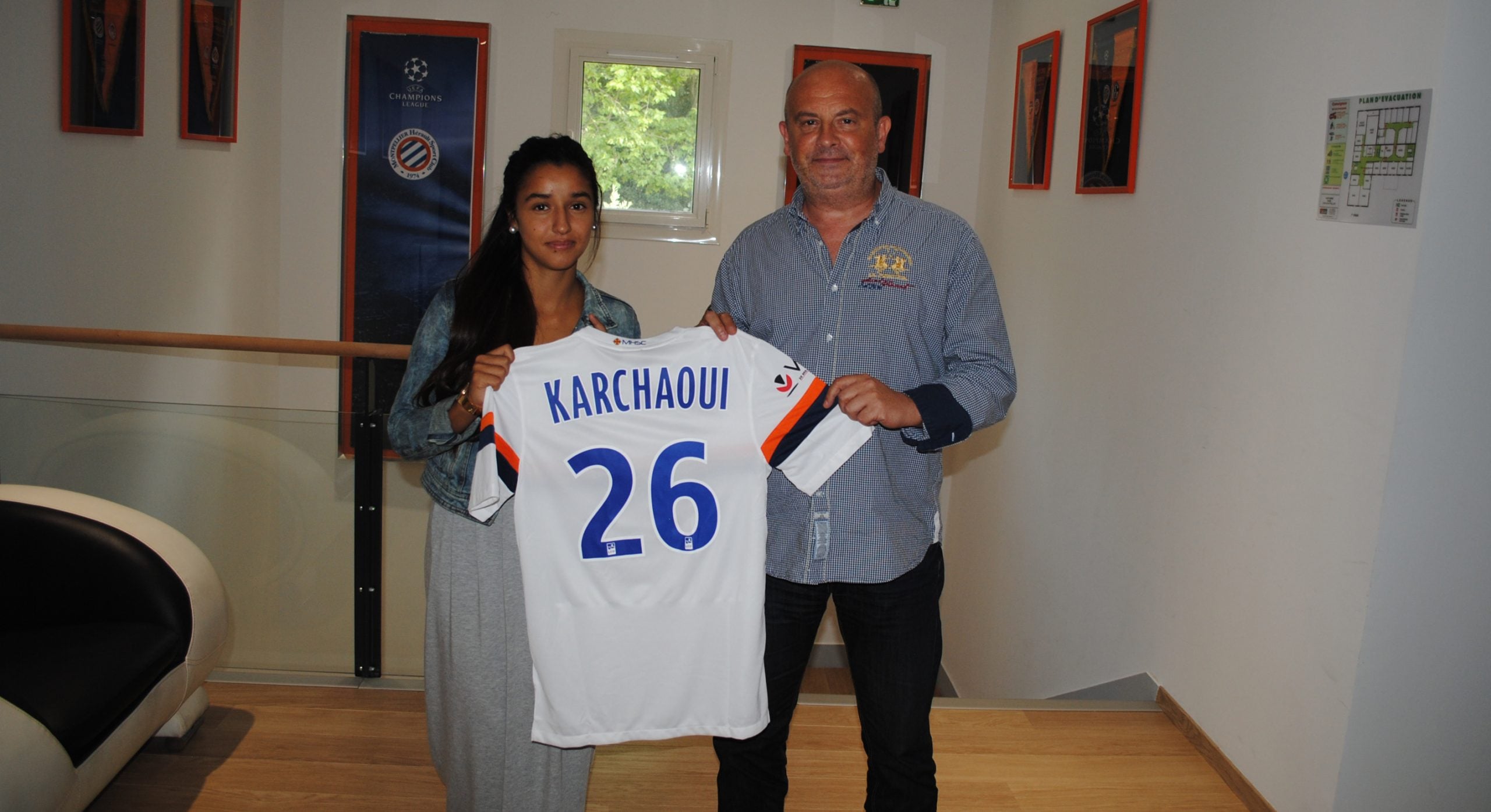 1er contrat fédéral pour Sakina Karchaoui